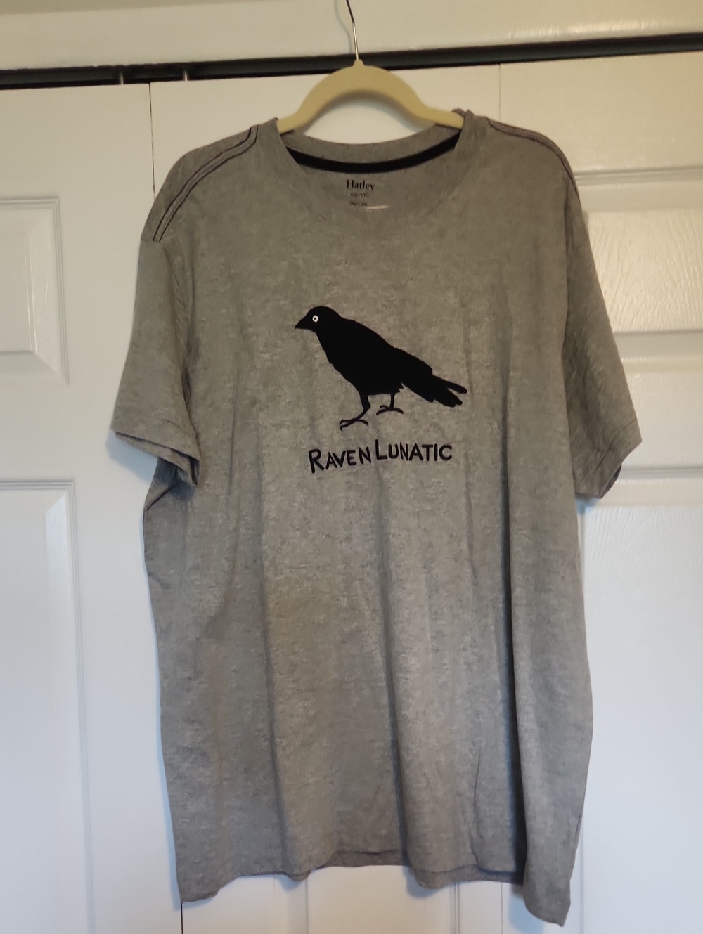 NWT XXL Hatley Gray Tee with Black Raven Graphic - Men's